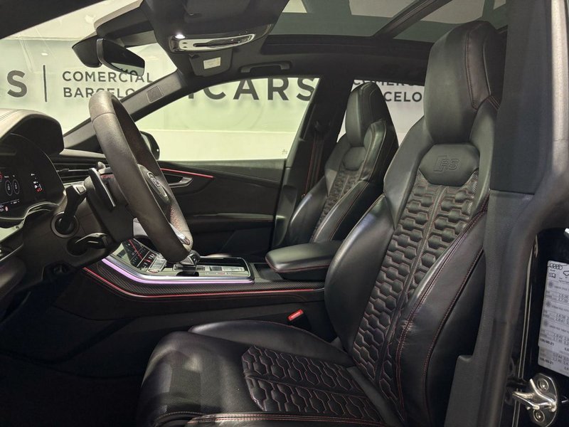 Audi Q8 2020, foto 7