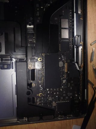 MacBook Pro M1 256gb per pezzi di ricambio