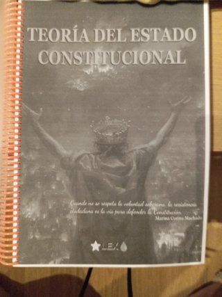1°derecho UNED primer cuatrimestre libros/apuntes