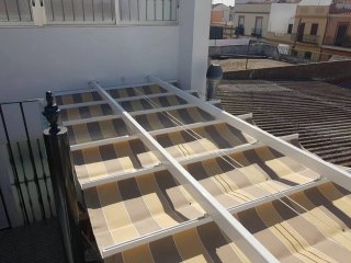 Fabricación y reparación todo tipo de toldos