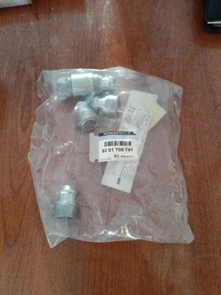 Juego antirrobo llantas Renault 8201709741
