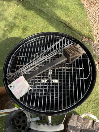 Barbacoa Weber Negra y Plateada