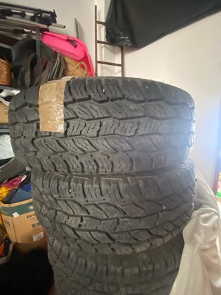 2 Ruedas 4x4 235/75/15 cooper discoberer
