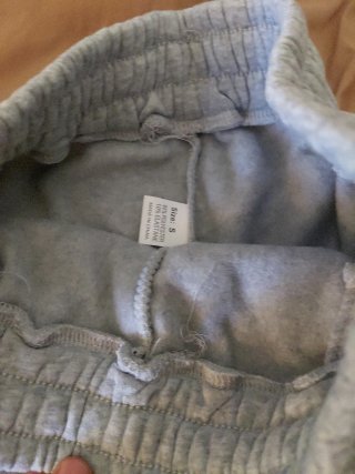 Tuta grigia Strett Wear calda e comoda alla moda