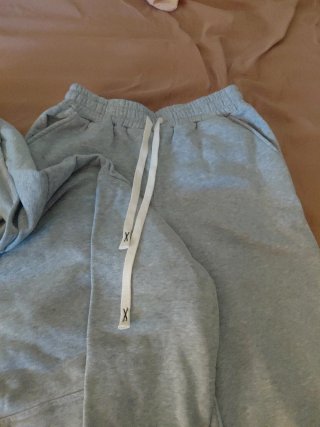 Tuta grigia Strett Wear calda e comoda alla moda