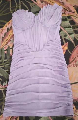 Vestido lila elegante