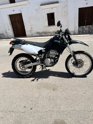 Kawasaki KLX 250 Enduro Moto