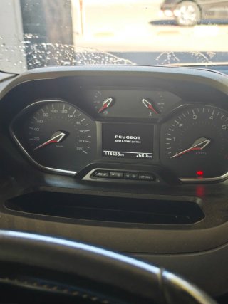 Peugeot e-Rifter 2022