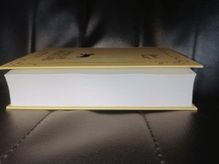 Libro Oliver Twist - Charles Dickens (tapa dura)
