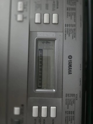 Teclado Yamaha PSR-E353