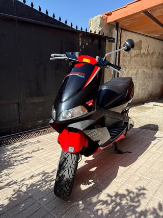 Aprilia Area 51 SBK Scooter