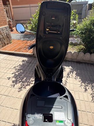 Aprilia Area 51 SBK Scooter