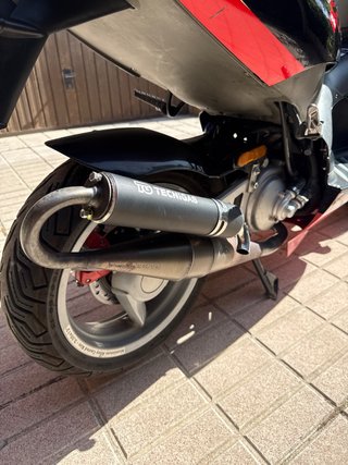 Aprilia Area 51 SBK Scooter