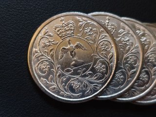 Monedas 25 peniques Isabel II 1977 Réplicas