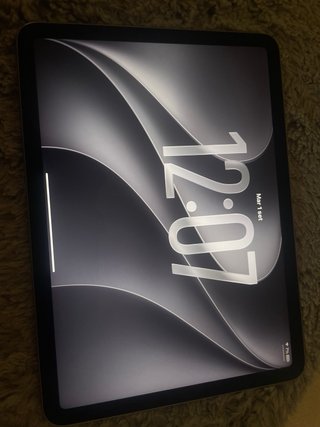 Apple iPad Air (5th generation) · 256GB · Wi-Fi, foto 2 di 5