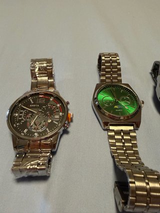 Lote 4 Relojes metálicos NUEVOS