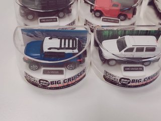 10 Miniaturas Toyota Land Cruiser Japón