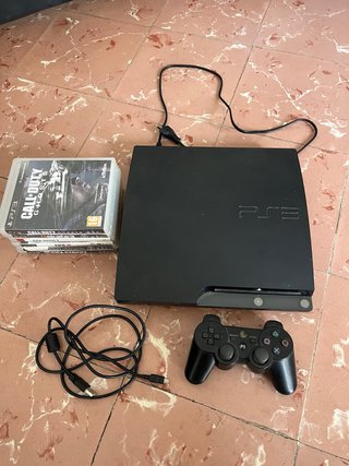 Consola PS3 + Mando + 6 Juegos