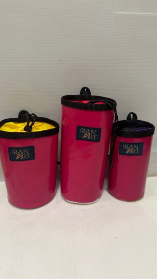 Bolsas barrancos y espeleología