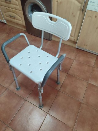 Silla ducha con reposa brazos