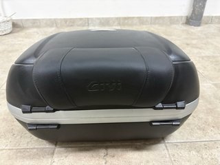 Baúl Givi V46 Monokey