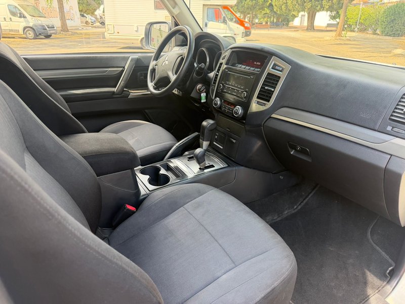 Mitsubishi Montero 3.2 DI-D 5AT Spirit 3p 2017, foto 13