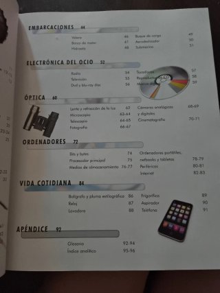Libro de ciencia de descubrimientos e inventos.