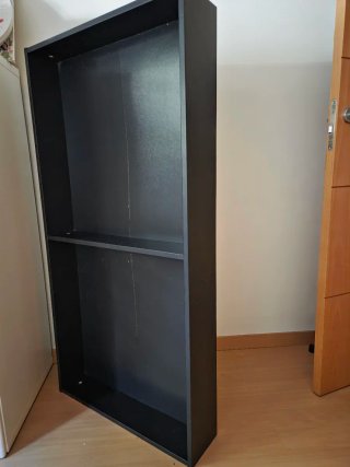 Cajonera IKEA negra para cama
