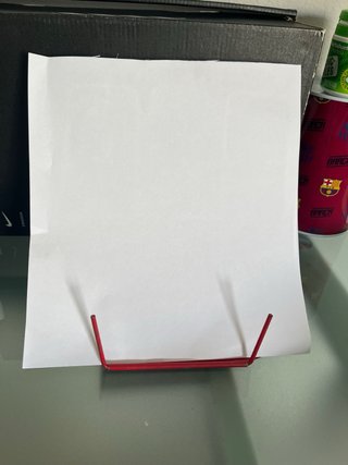 Supporto per libri rosso