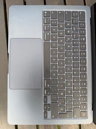 MacBook Air 13,6” M4 (2025) 256 GB