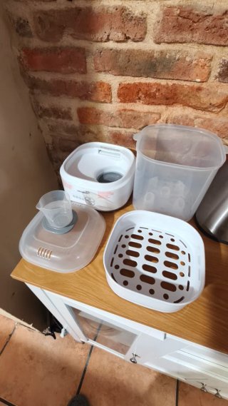 Esterilizador de biberones y chupetes