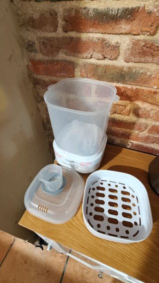 Esterilizador de biberones y chupetes