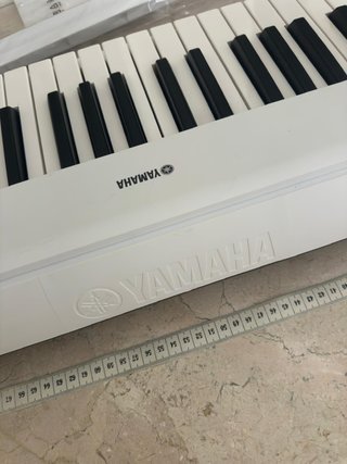 Teclado Yamaha Piaggero NP-12 Bianco