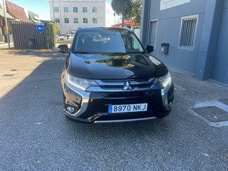 Mitsubishi Outlander 2016