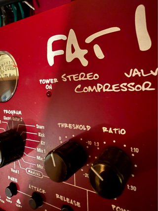 Compresor Válvulas TLAudio Fat Man FAT 1