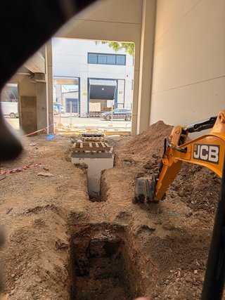 Excavaciones y movimientos de tierra