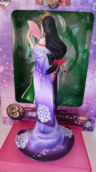 Ichiban Kuji One Piece Nico Robin Kimono B