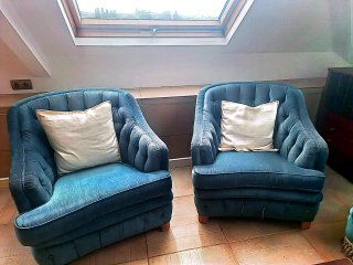 Divani Chesterfield in velluto blu