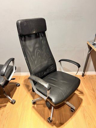 Silla de oficina negra modelo Markus