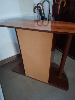 Mueble recibidor de madera