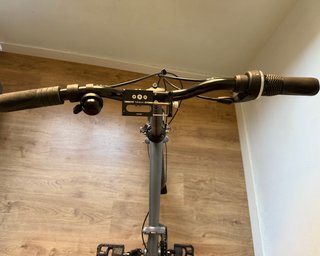 Bicicleta plegable gris