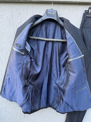 Completo uomo nuovo TG. 48 OVS