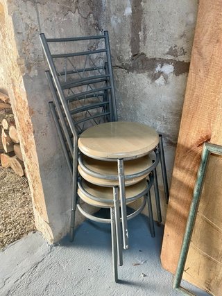Conjunto 3 sillas metálicas y madera