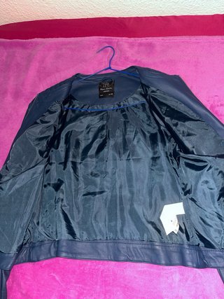 Cazadora Cuero Azul Marino