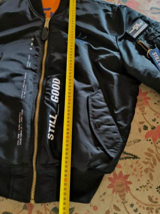 Chaqueta Alpha Industries.