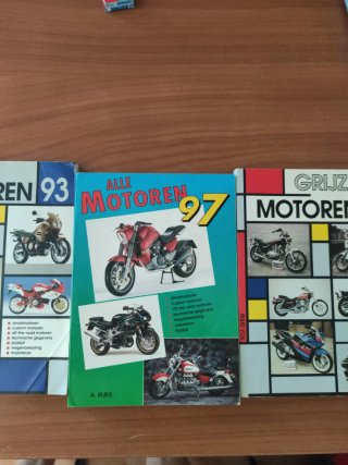 Catálogos Moto