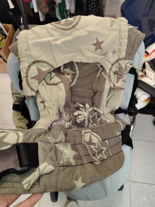 Carrito de bebé gris
