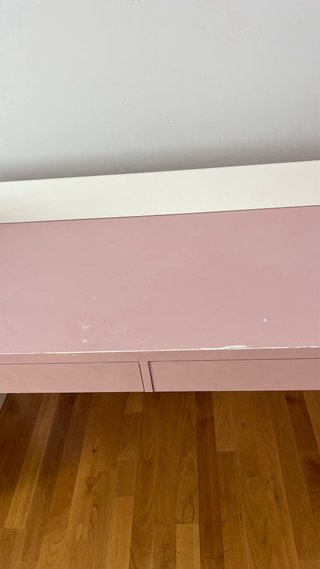Escritorio rosa