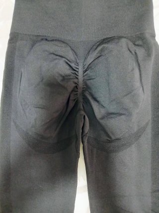 Leggings deportivos negros push-up moldeadores