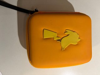 Estuche de cartas Pokémon